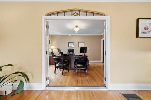 3428 Hennepin Avenue S, Minneapolis, MN 55408