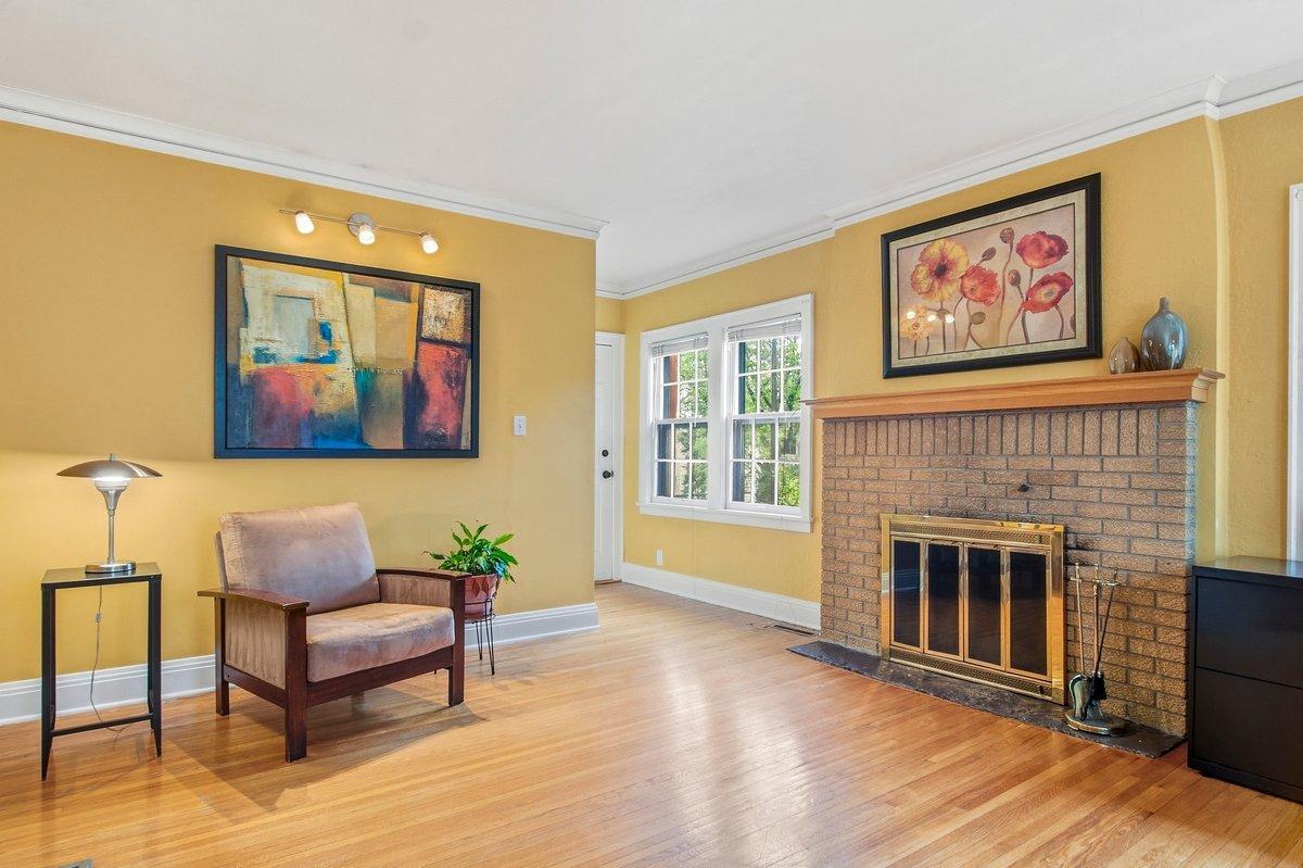 3428 Hennepin-28.jpg