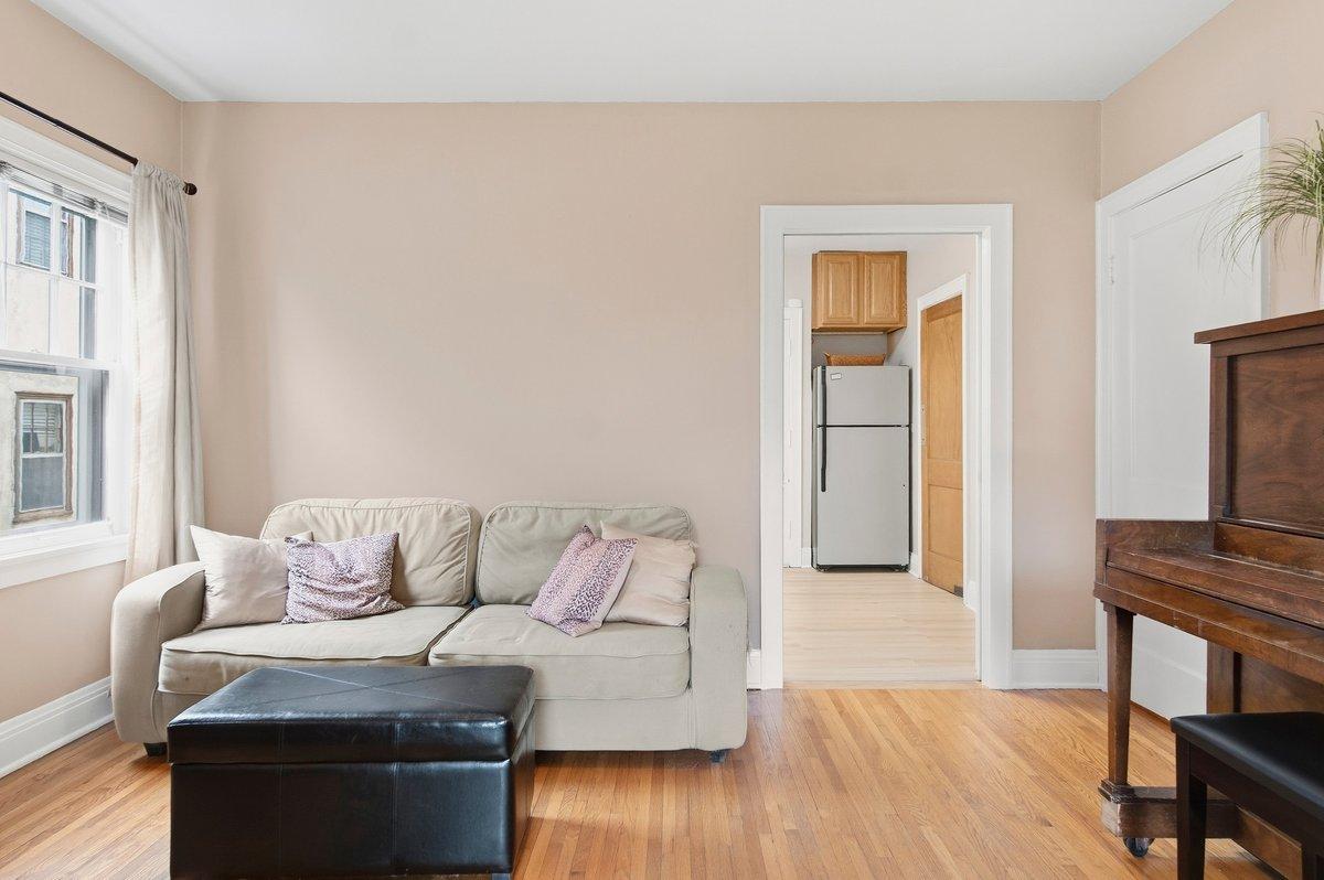 3428 Hennepin-33.jpg