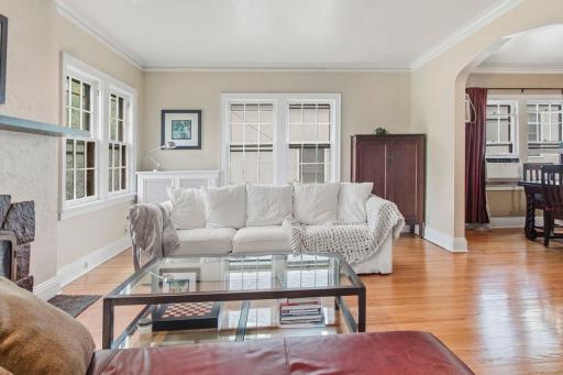3428 Hennepin Avenue S, Minneapolis, MN 55408
