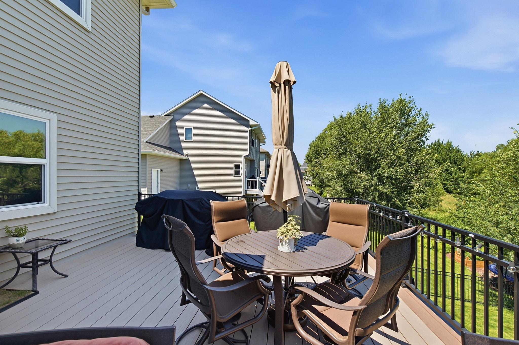 79-web-or-mls-11853_Lever_St_NE_Blaine_MN_068.jpg