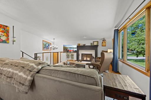 20-web-or-mls-11825 44th Ave N-254.jpg