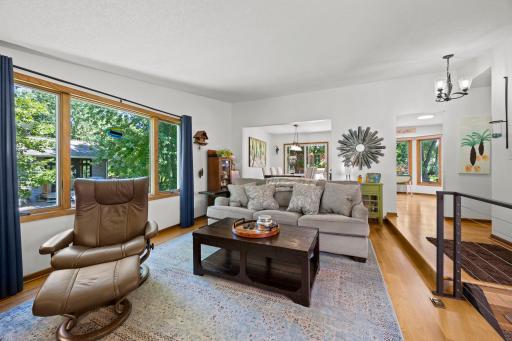 21-web-or-mls-11825 44th Ave N-260.jpg