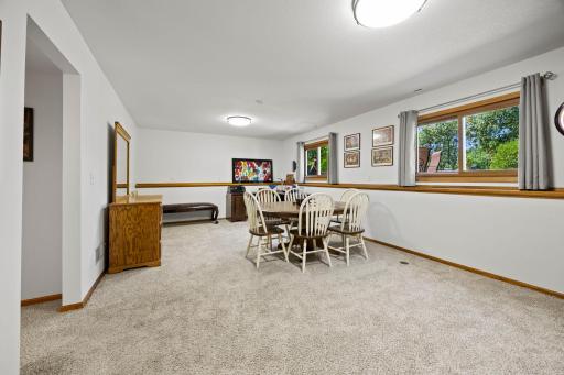 62-web-or-mls-11825 44th Ave N-204.jpg