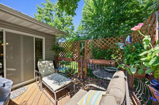 70-web-or-mls-11825 44th Ave N-111.jpg