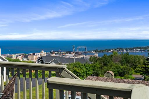 615 W 6th Street, Duluth, MN 55806