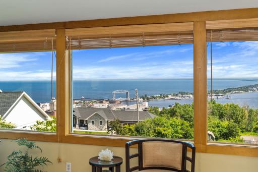 615 W 6th Street, Duluth, MN 55806