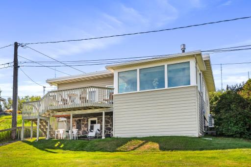 615 W 6th Street, Duluth, MN 55806
