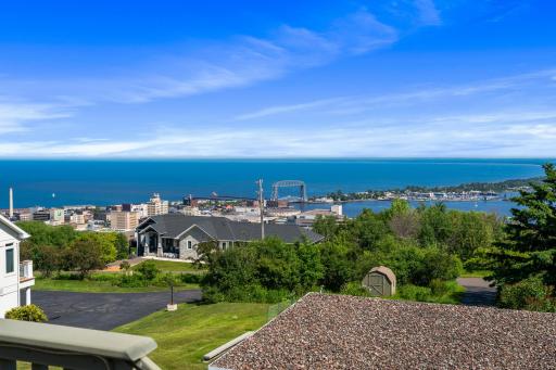 615 W 6th Street, Duluth, MN 55806