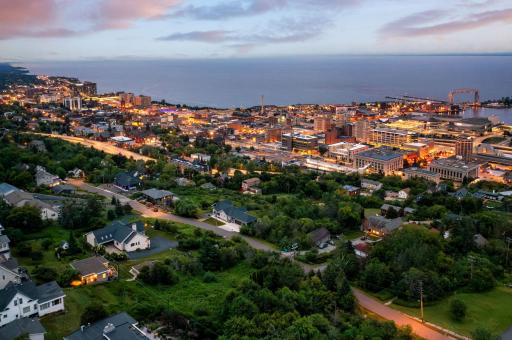 615 W 6th Street, Duluth, MN 55806
