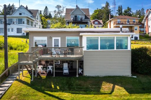 615 W 6th Street, Duluth, MN 55806