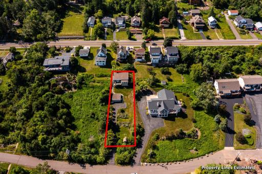 615 W 6th Street, Duluth, MN 55806