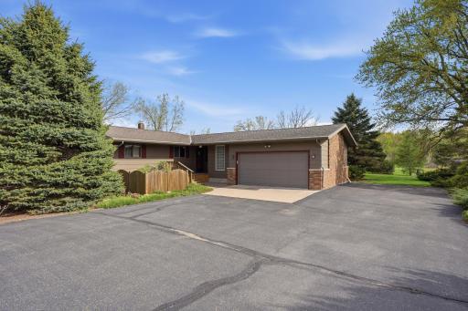 3225 180th Street, Lester Prairie, MN 55354