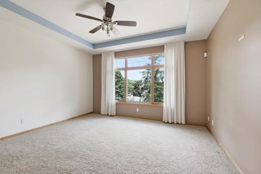 8117 Xerxes Circle, Bloomington, MN 55431