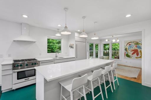 91 Mid Oaks Lane, Saint Paul, MN 55113