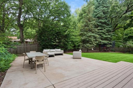 91 Mid Oaks Lane, Saint Paul, MN 55113