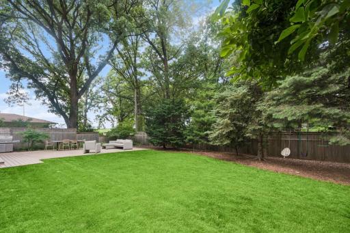 91 Mid Oaks Lane, Saint Paul, MN 55113