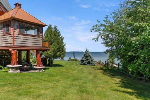 7127 Forestview Road NW, Walker, MN 56484