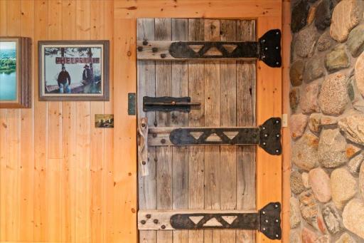 7127 Forestview Road NW, Walker, MN 56484