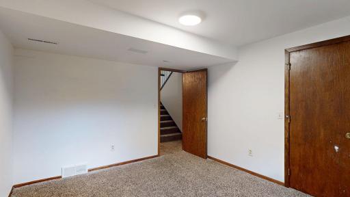 3926 Manorwoods Drive NW, Rochester, MN 55901