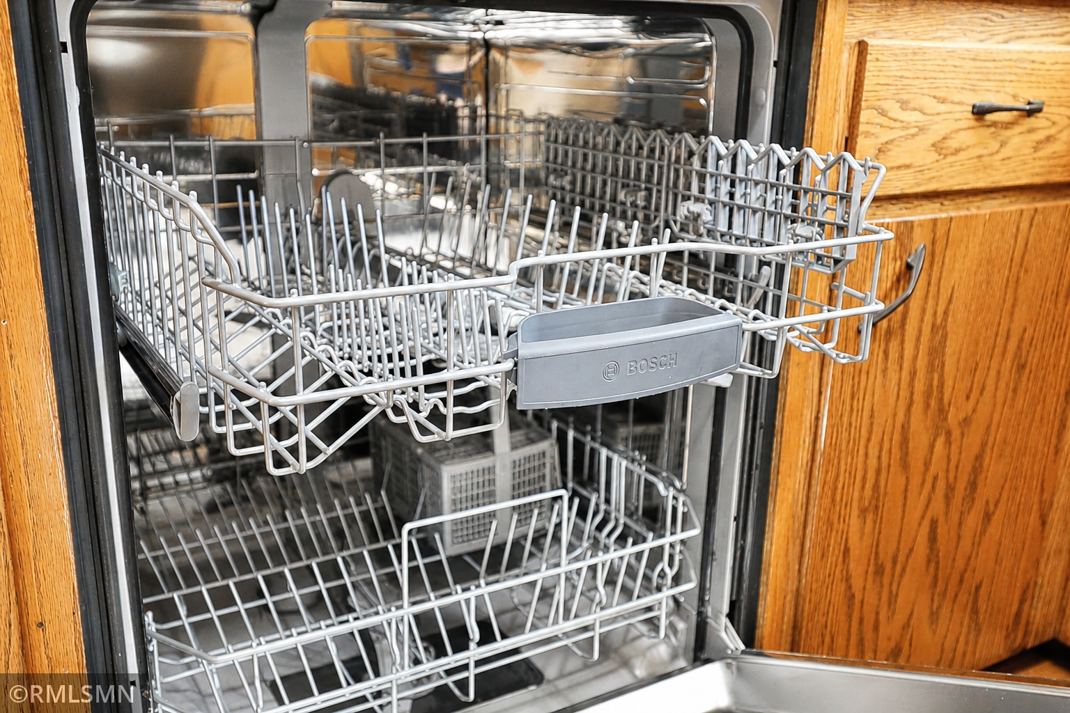 #20-Irving Nice Dishwasher Space.png