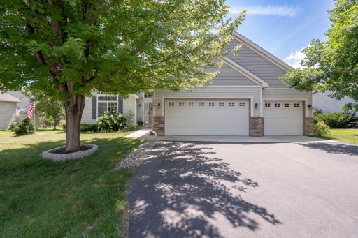 734 7th Street N, Montrose, MN 55363