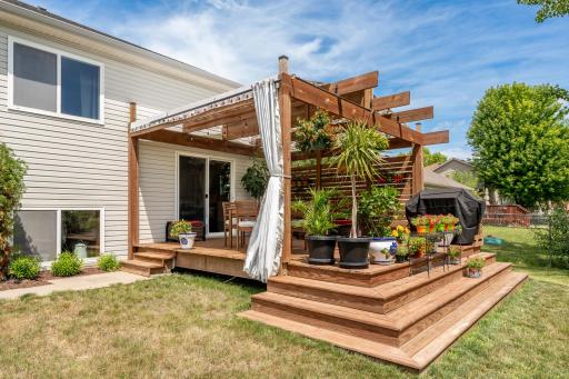 734 7th Street N, Montrose, MN 55363