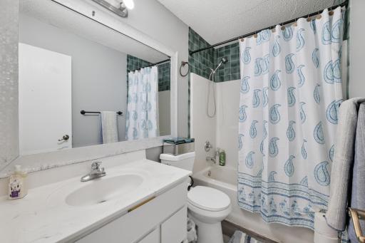 617 13th Street, Farmington, MN 55024
