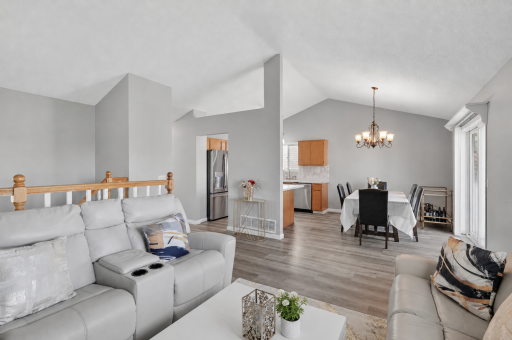 617 13th Street, Farmington, MN 55024