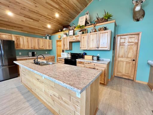 18817 Sucker Lake Road, Nashwauk, MN 55769