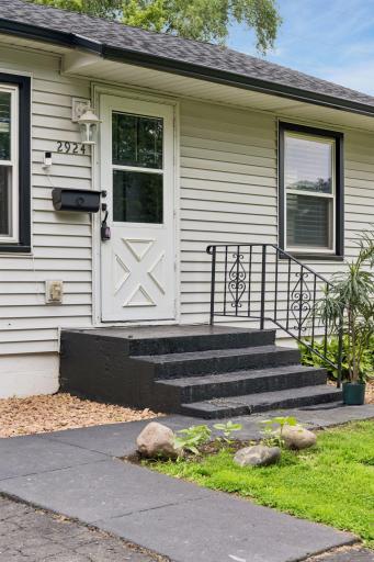 2924 Blackstone Avenue, Saint Louis Park, MN 55416