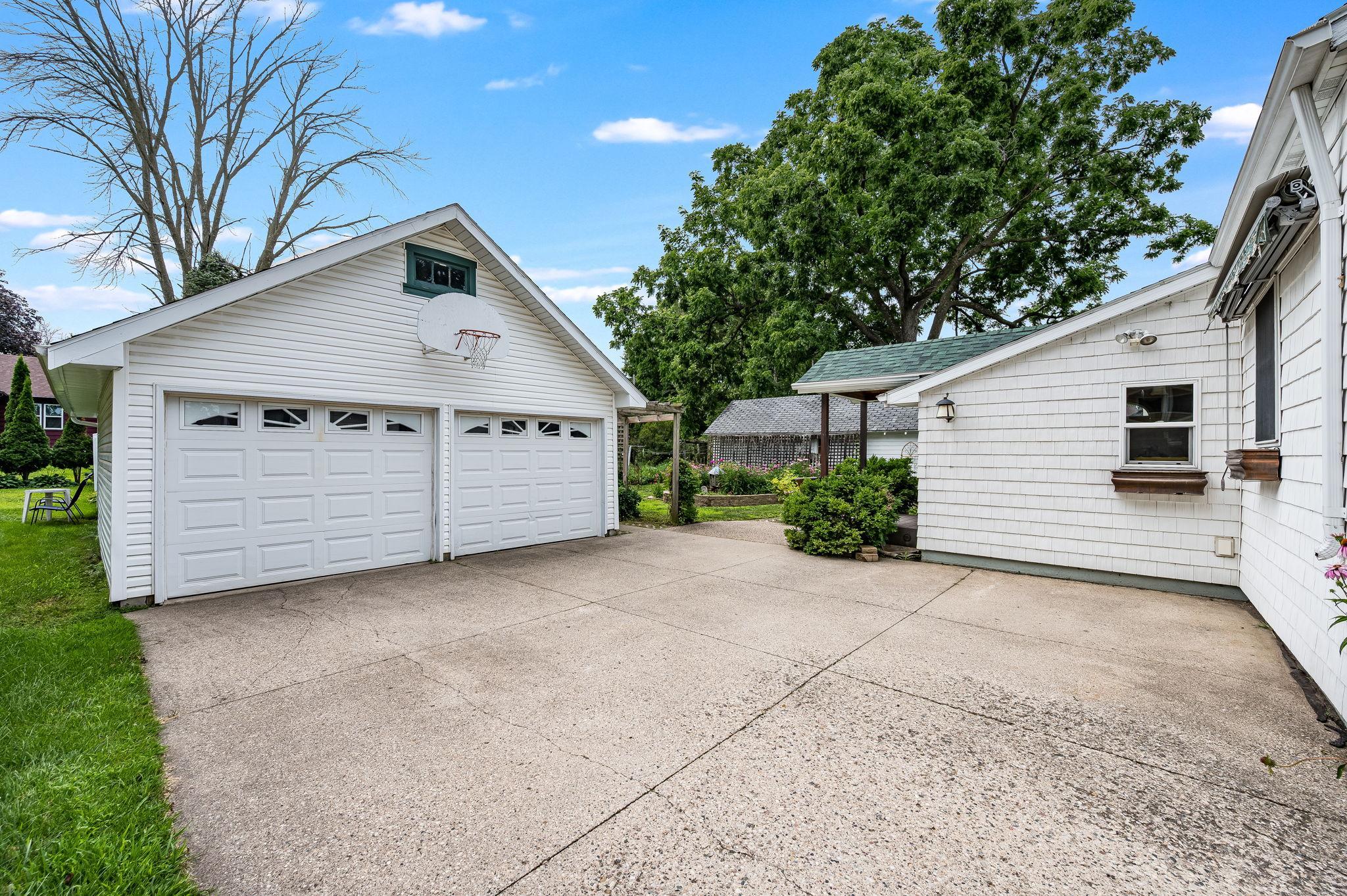 418 Forest St Fairmont MN-05.jpg