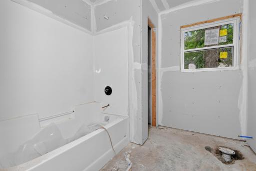 1125 NE 6th Avenue, Grand Rapids, MN 55744
