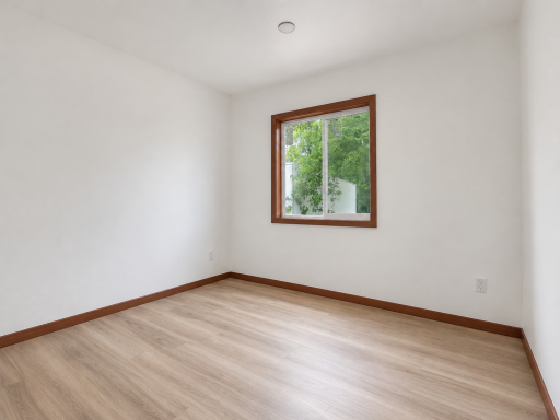 1125 NE 6th Avenue, Grand Rapids, MN 55744