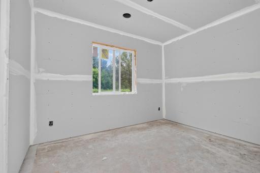 1125 NE 6th Avenue, Grand Rapids, MN 55744