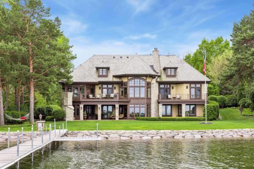 2700 Stone Arch Road, Wayzata, MN 55391
