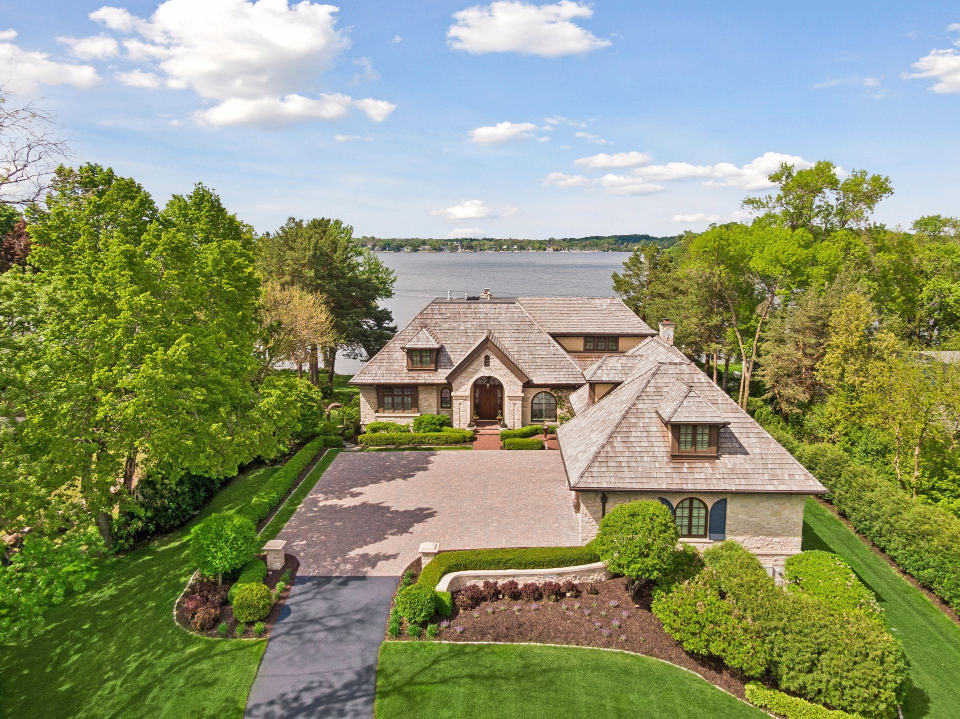 Property photo for 2700 Stone Arch Road, Wayzata, MN 55391