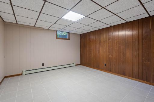 44 Highgate Street, Superior, WI 54880