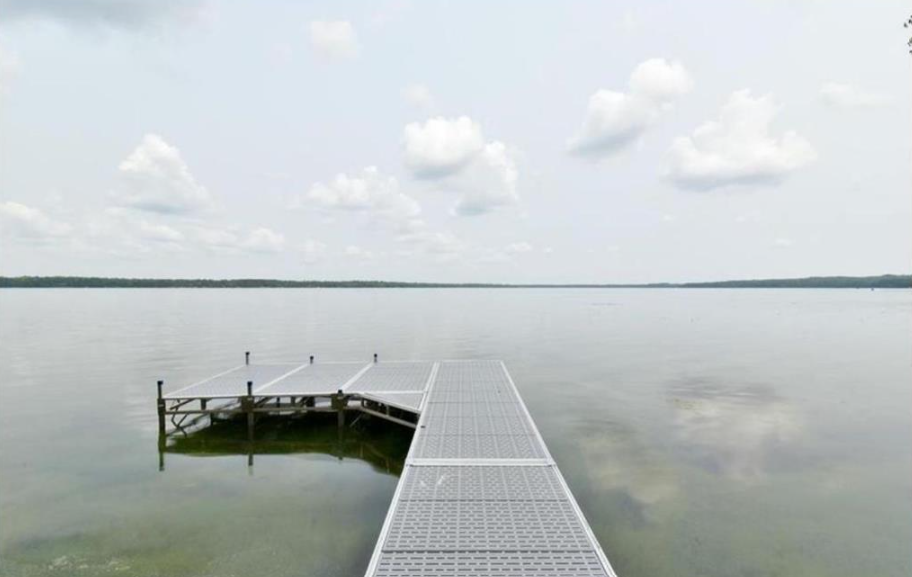 Dock 1600.png