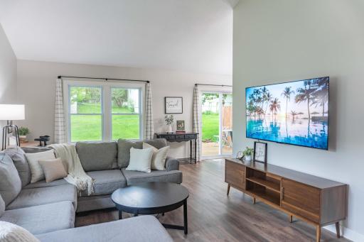 1035 Fox Run Road, Waconia, MN 55387