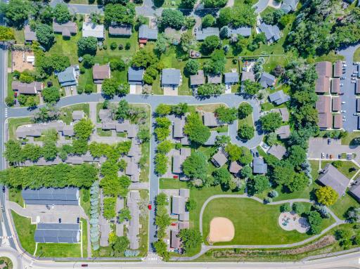 1035 Fox Run Road, Waconia, MN 55387