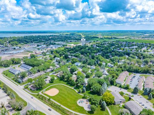 1035 Fox Run Road, Waconia, MN 55387