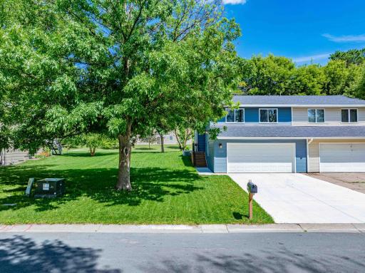 1035 Fox Run Road, Waconia, MN 55387