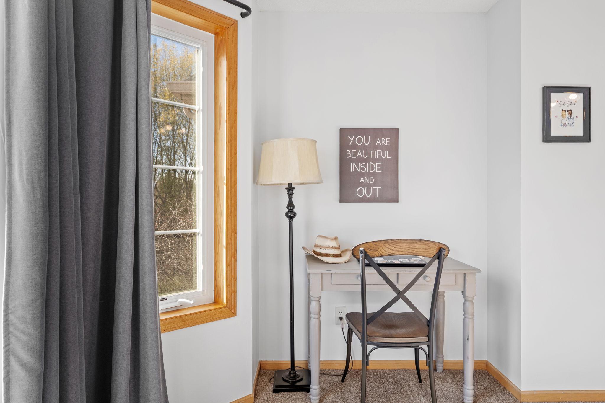 29-web-or-mls-8487 Forestview Ln-29.jpg