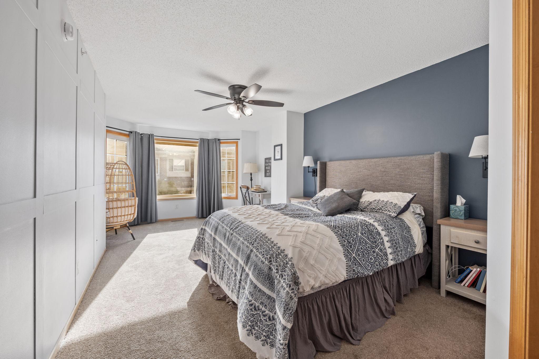 26-web-or-mls-8487 Forestview Ln-26.jpg