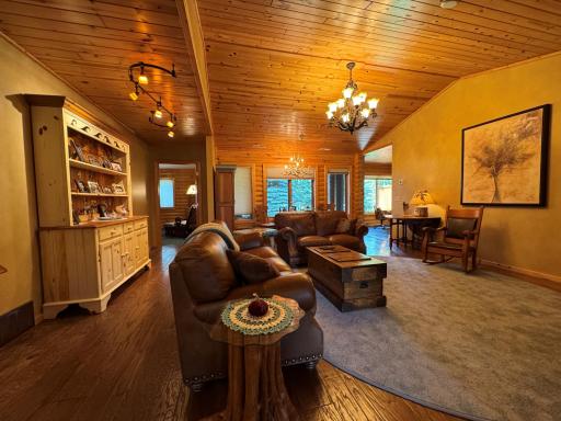 521 Northwoods Circle S, Walker, MN 56484