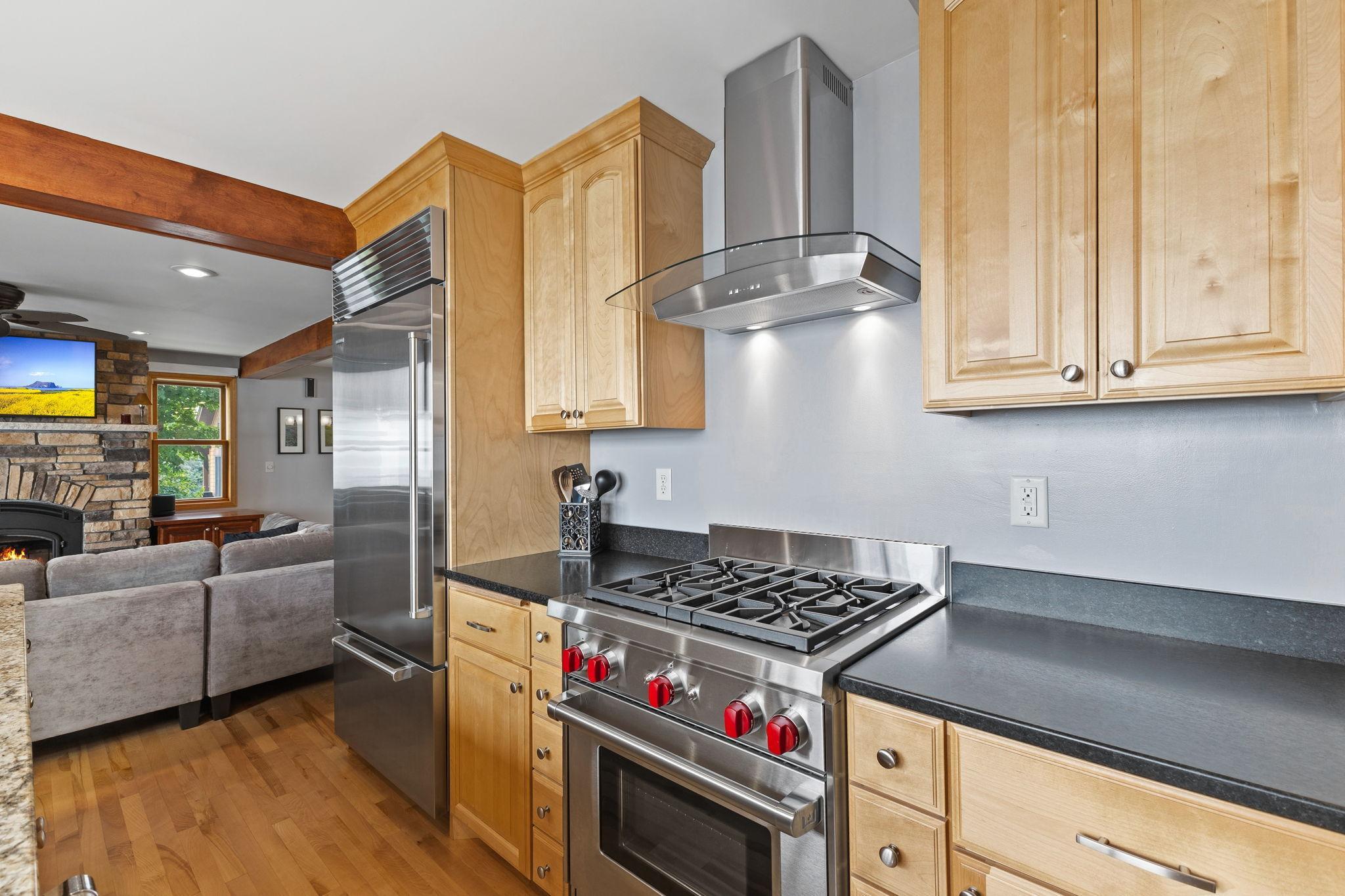 Vivid Spaces_16405 328th Ave_10.JPG