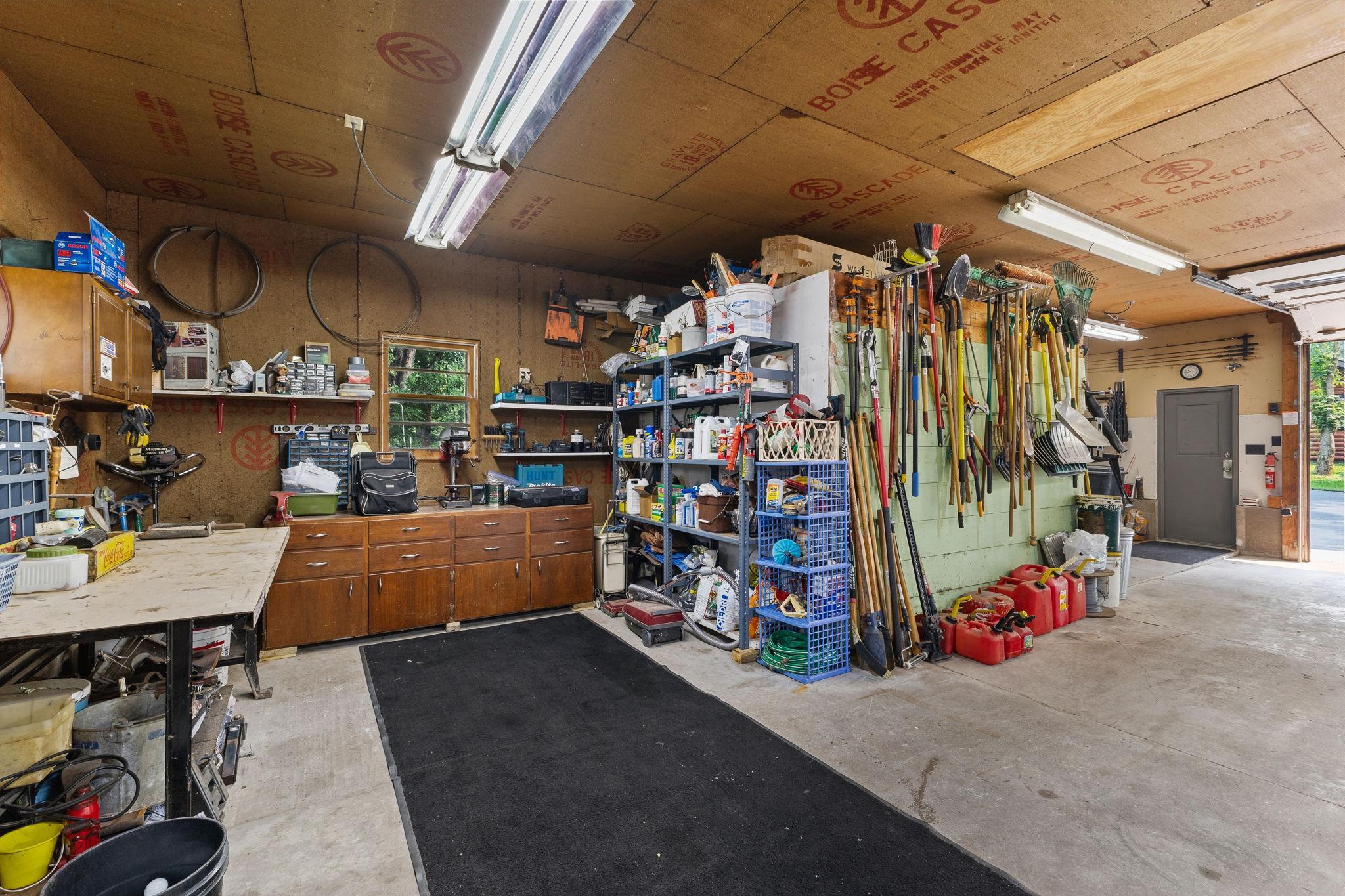 Vivid Spaces_16405 328th Ave_53.JPG