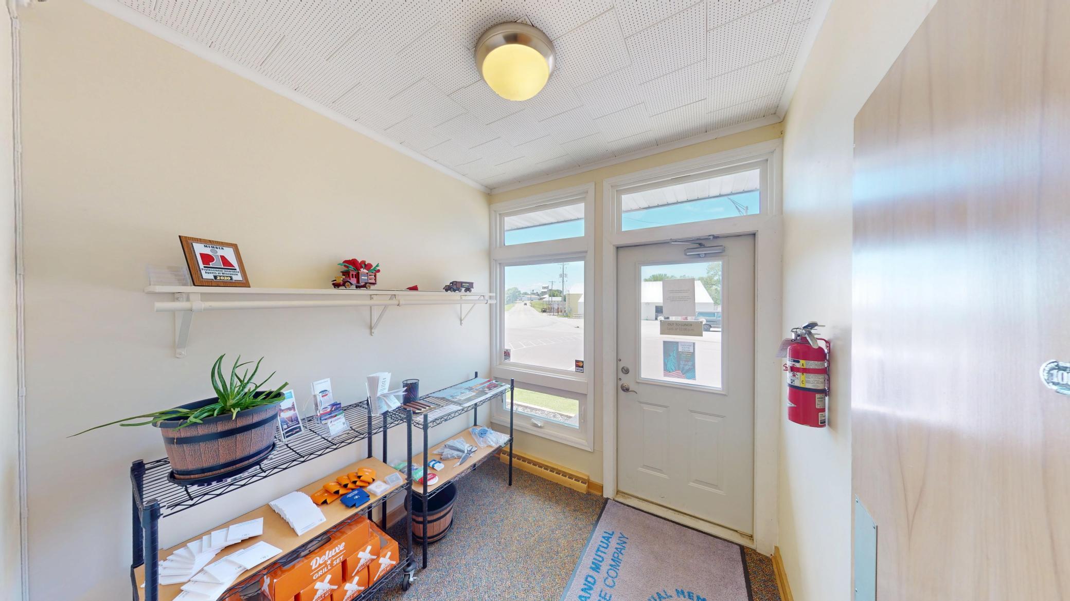 Foyer_.jpg