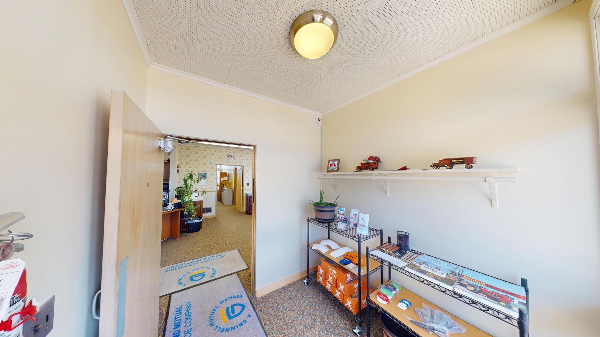 Foyer.jpg